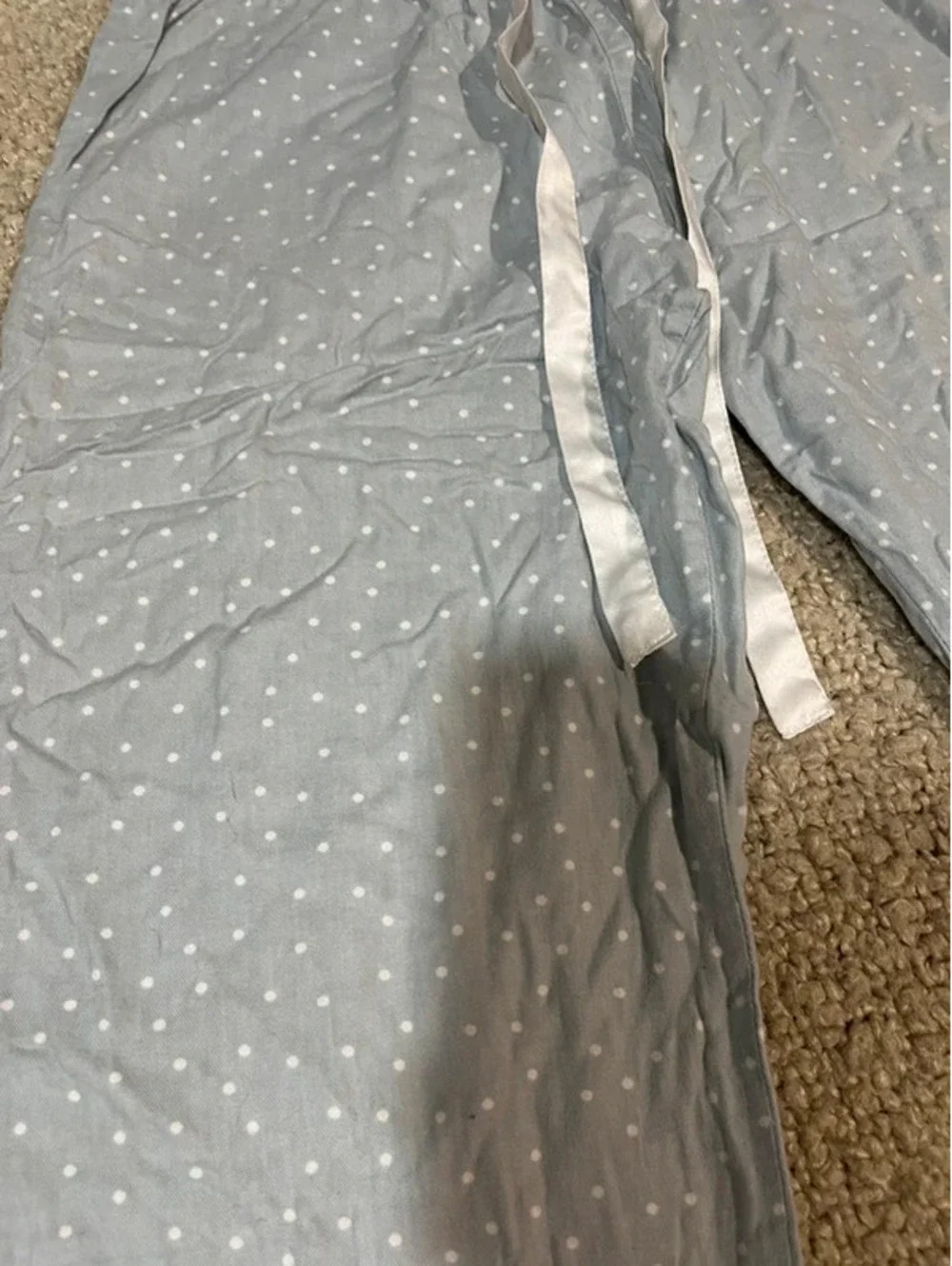 Gilligan & O’Malley woman sleepwear pajama pants M grey white poco dots